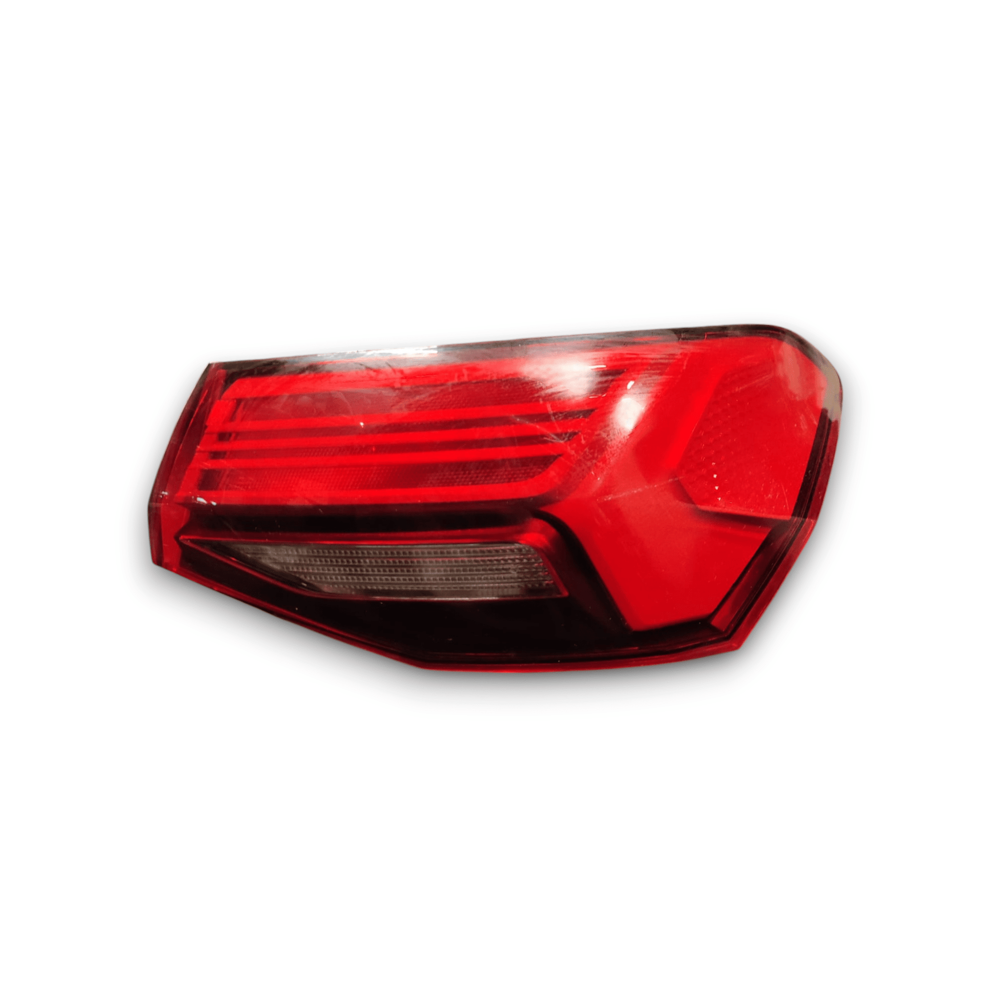 Stop / Fanale Esterno Destro Audi A3 8Y COD: 8Y0945070 (2020 - ) - F&P CRASH SRLS - Ricambi Usati