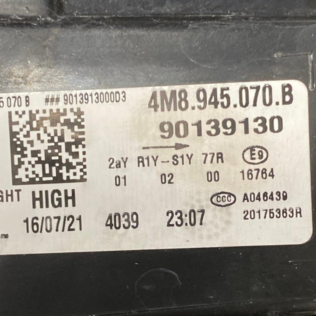 Stop / right external light (dx) Audi Q8 S - Line (2018 - 2023) Code: 4m8945070b - F&P CRASH SRL - Used Spare Parts