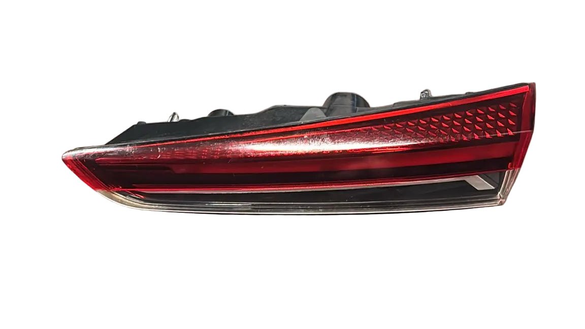 Stop / fanale interno destro (dx) renault captur II cod:265501234r (2019 - ) - F&P CRASH SRL - Ricambi Usati