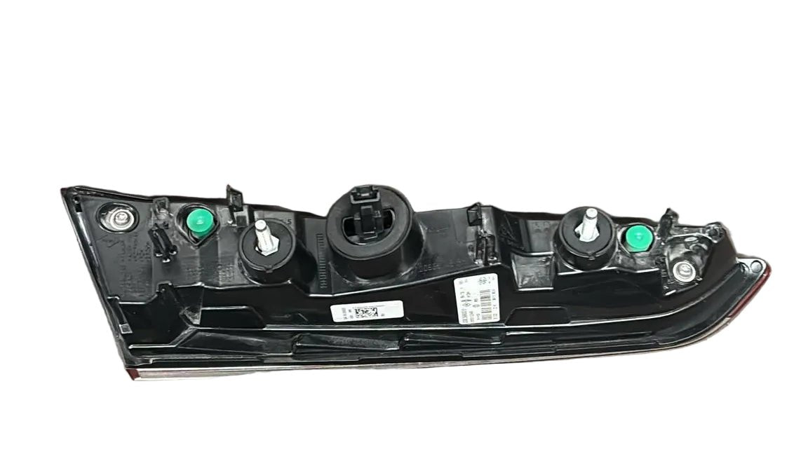 Stop / fanale interno destro (dx) renault captur II cod:265501234r (2019 - ) - F&P CRASH SRL - Ricambi Usati