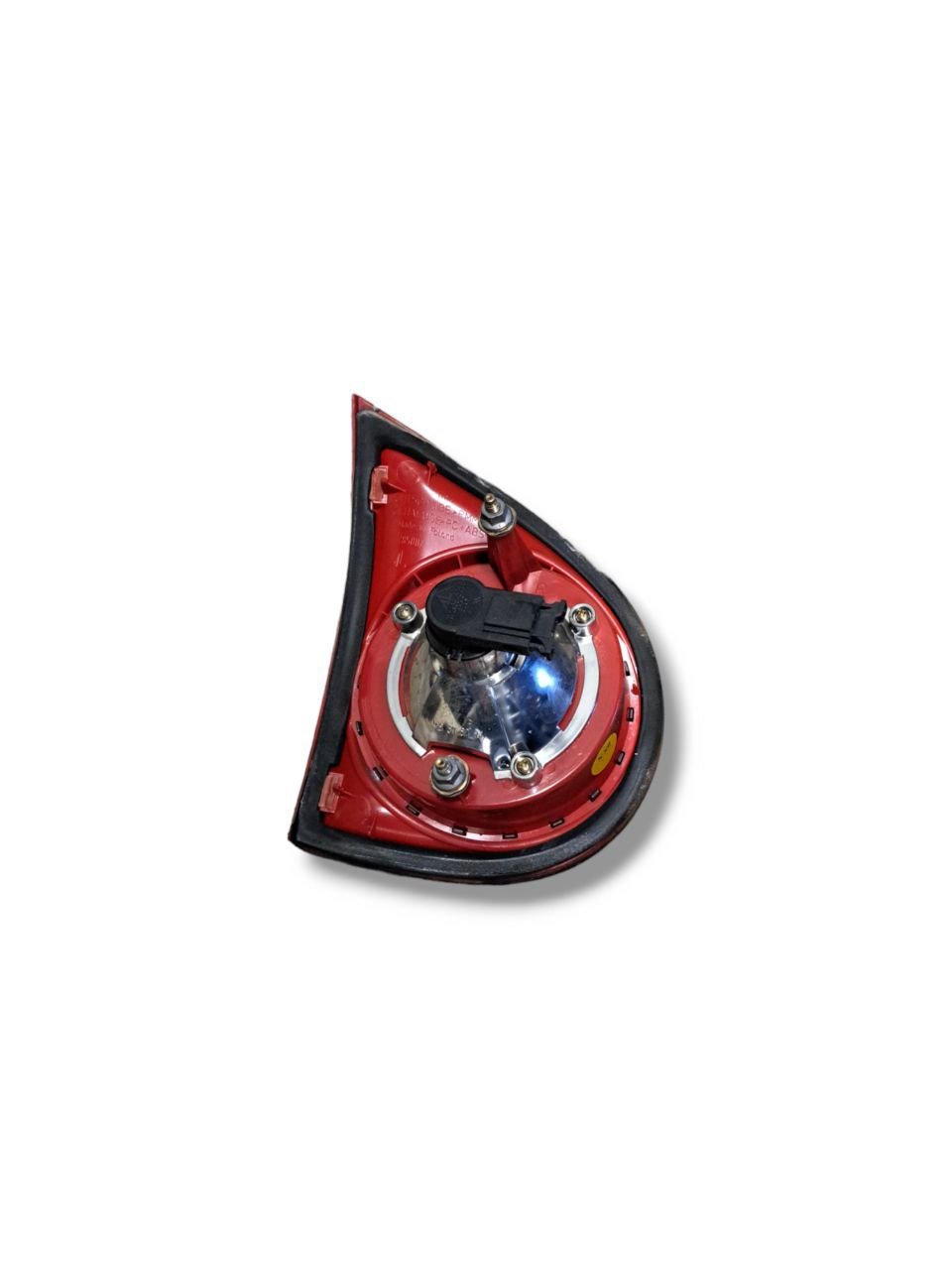 Stop Fanale interno posteriore destro Alogeno Volswagen Golf V COD:1K6945094E (2003 - 2008) - F&P CRASH SRLS - Ricambi Usati