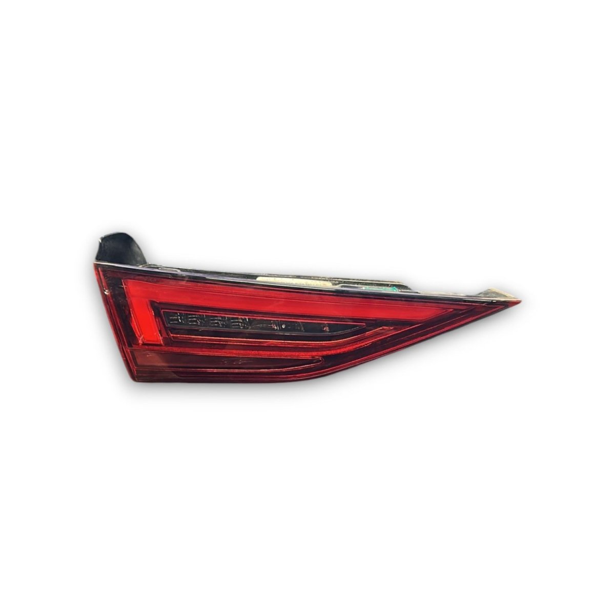 Stop / fanale interno posteriore sinistro audi rs3 sedan 4p (2021 >) - F&P CRASH SRLS - Ricambi Usati