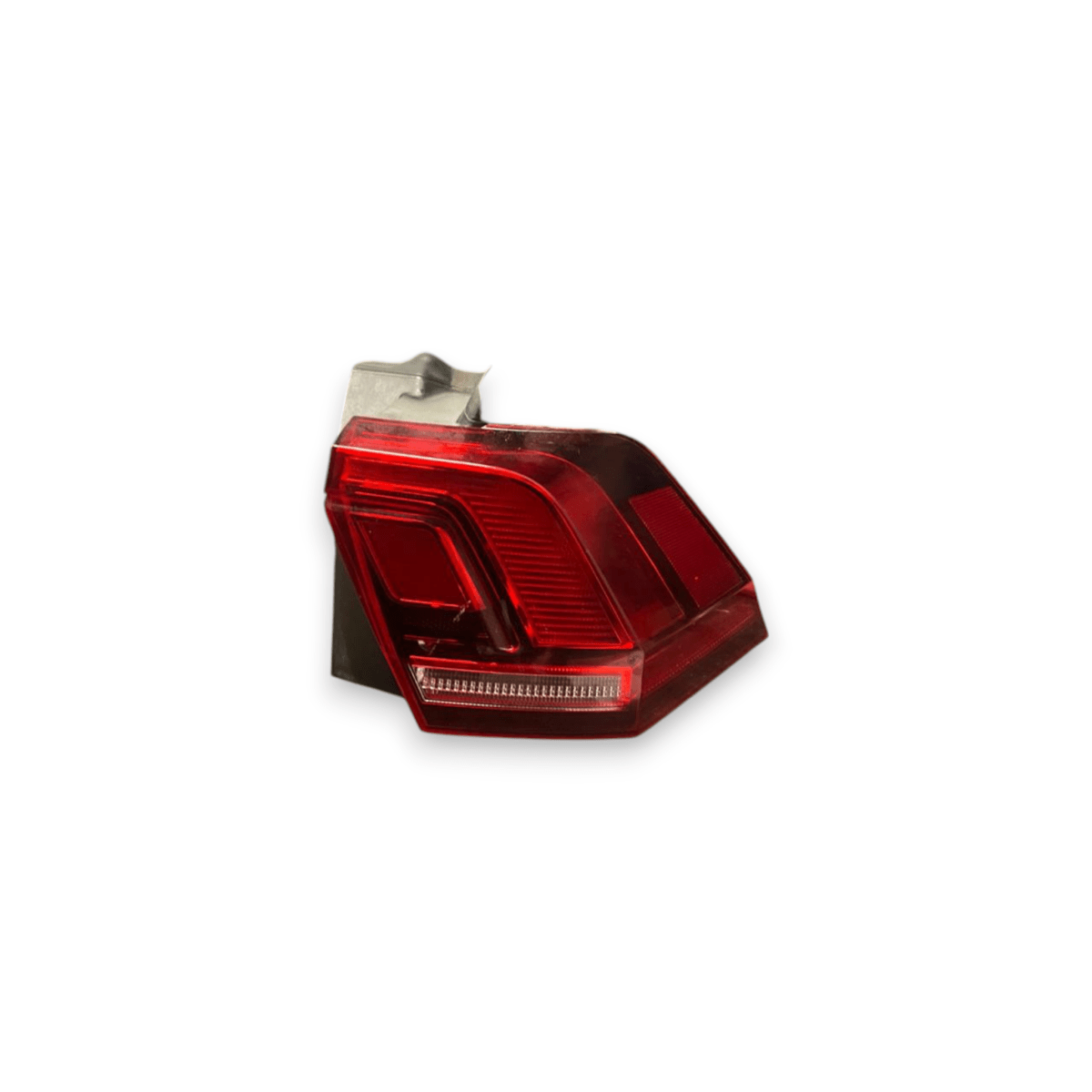Stop / Rear LED light right (dx) Volkswagen Tiguan AD (2016 to 2023) code: 5NA945096C - F&P CRASH SRLS - Used Spare Parts
