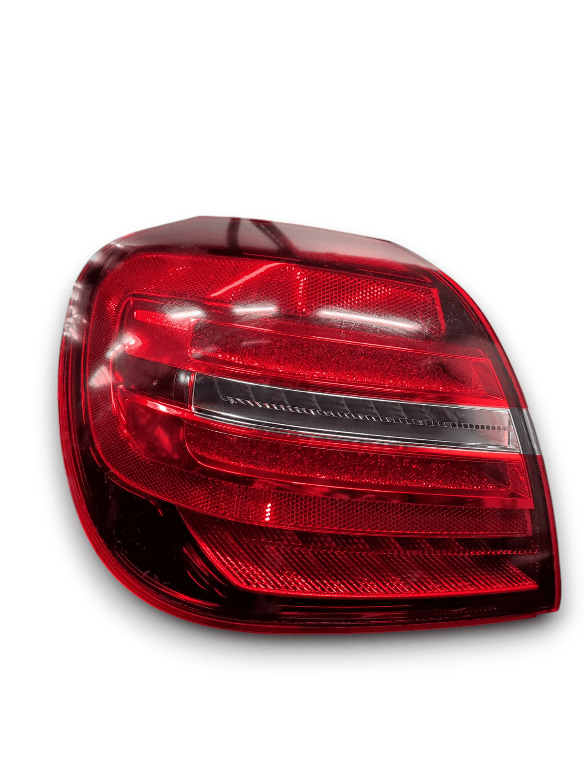 Stop / Left Rear LED Tail Light Mercedes GLA (X156) CODE: A1569068300 (2013 - 2019) - F&amp;P CRASH SRLS - Used Spare Parts
