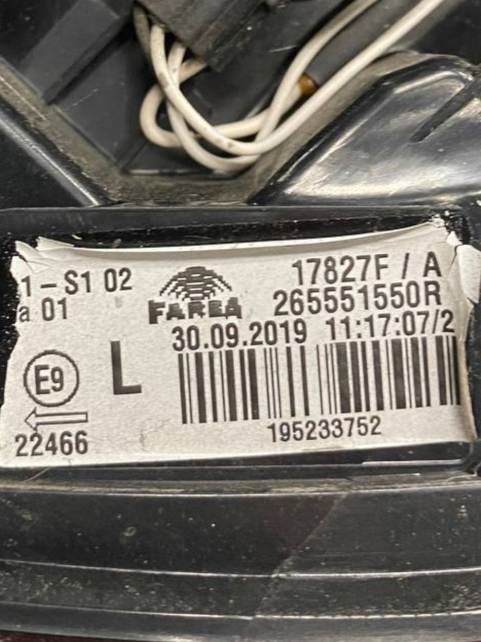 Stop / Fanale Led posteriore esterno sinistro (sx) Renault Clio V (2022) cod: 265551550R - F&P CRASH SRLS - Ricambi Usati