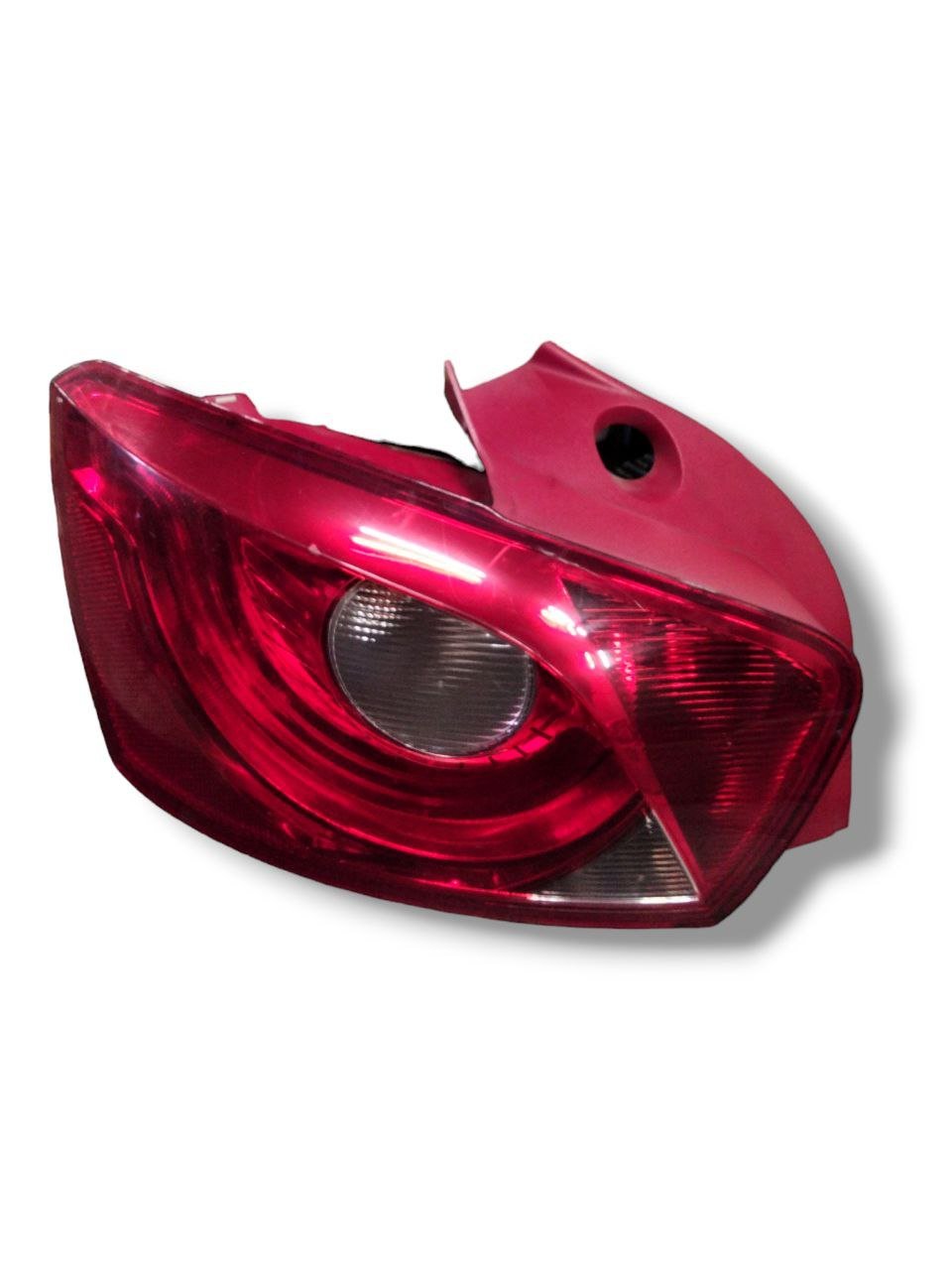 Stop / Fanale Luce Posteriore Sinistro alogeno Seat Ibiza ( 2008 - 2017 ) cod.6J4945257A - F&P CRASH SRLS - Ricambi Usati