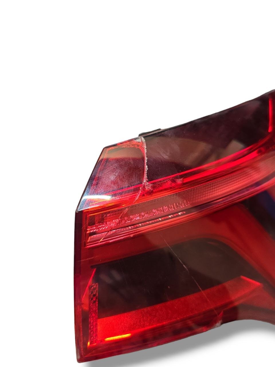 Stop / Fanale Posteriore Destro Esterno Led Audi Q3 ( 2018 > ) Cod : 83A945092 - F&P CRASH SRLS - Ricambi Usati