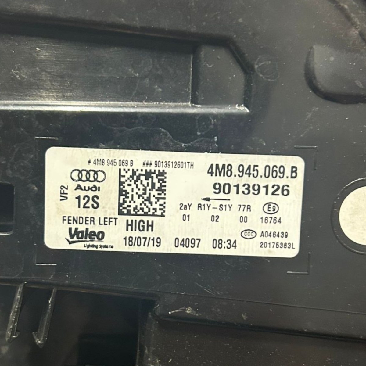 Stop / left rear light exterior Audi Q8 code: 4m8945069b (2018 > 2023) - F&P CRASH SRLS - Used Parts