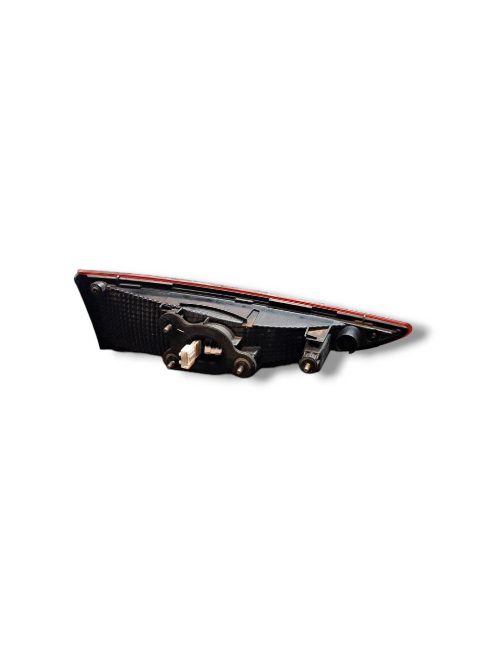 Stop / Fanale posteriore interno destro (dx) Alogeno Hyundai Kona (2017>) COD:92404 - J90 - F&P CRASH SRLS - Ricambi Usati