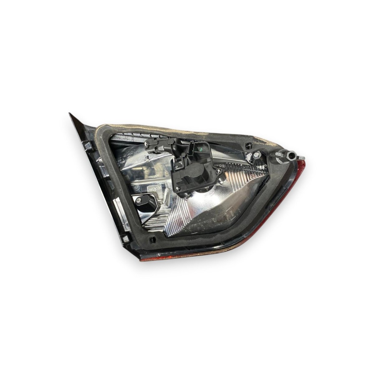 Stop / right inner rear light (dx) Led Opel Crossland X (2017 - ) Code: 39137524 - F&P CRASH SRLS - Used Parts