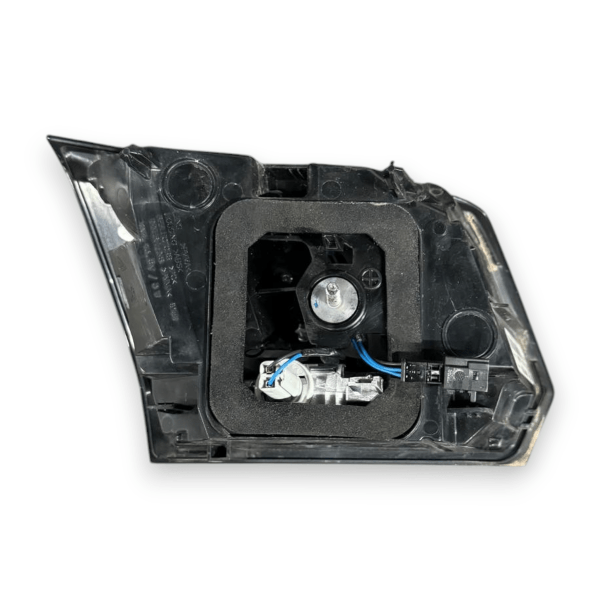 Stop / Fanale posteriore interno destro (dx) Peugeot 3008 II cod.9810477780 (2016 - 2020) - F&P CRASH SRL - Ricambi Usati