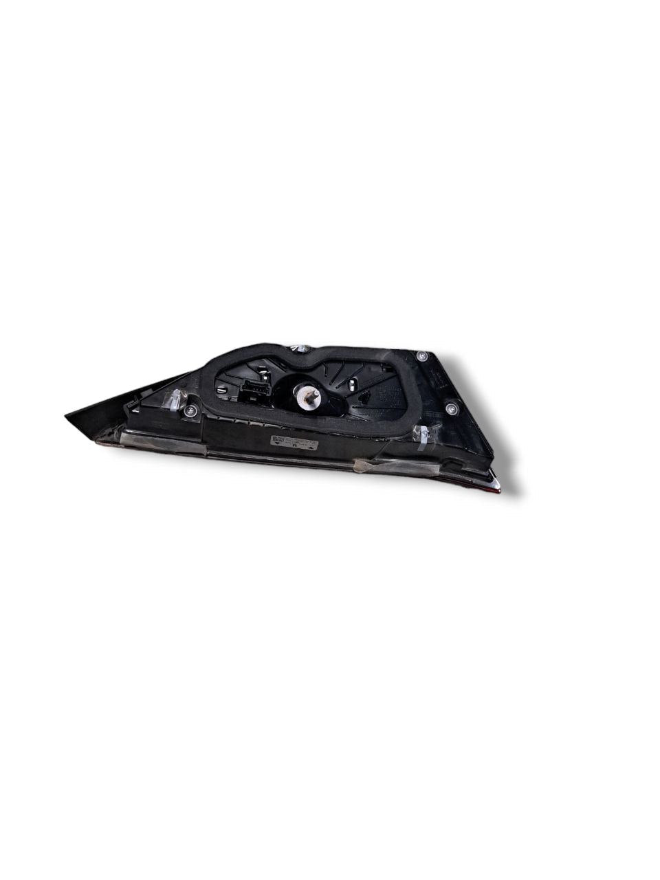 Stop Fanale posteriore interno destro Led Bmw Serie 1 F40 COD:7450652 (2019>) - F&P CRASH SRLS - Ricambi Usati