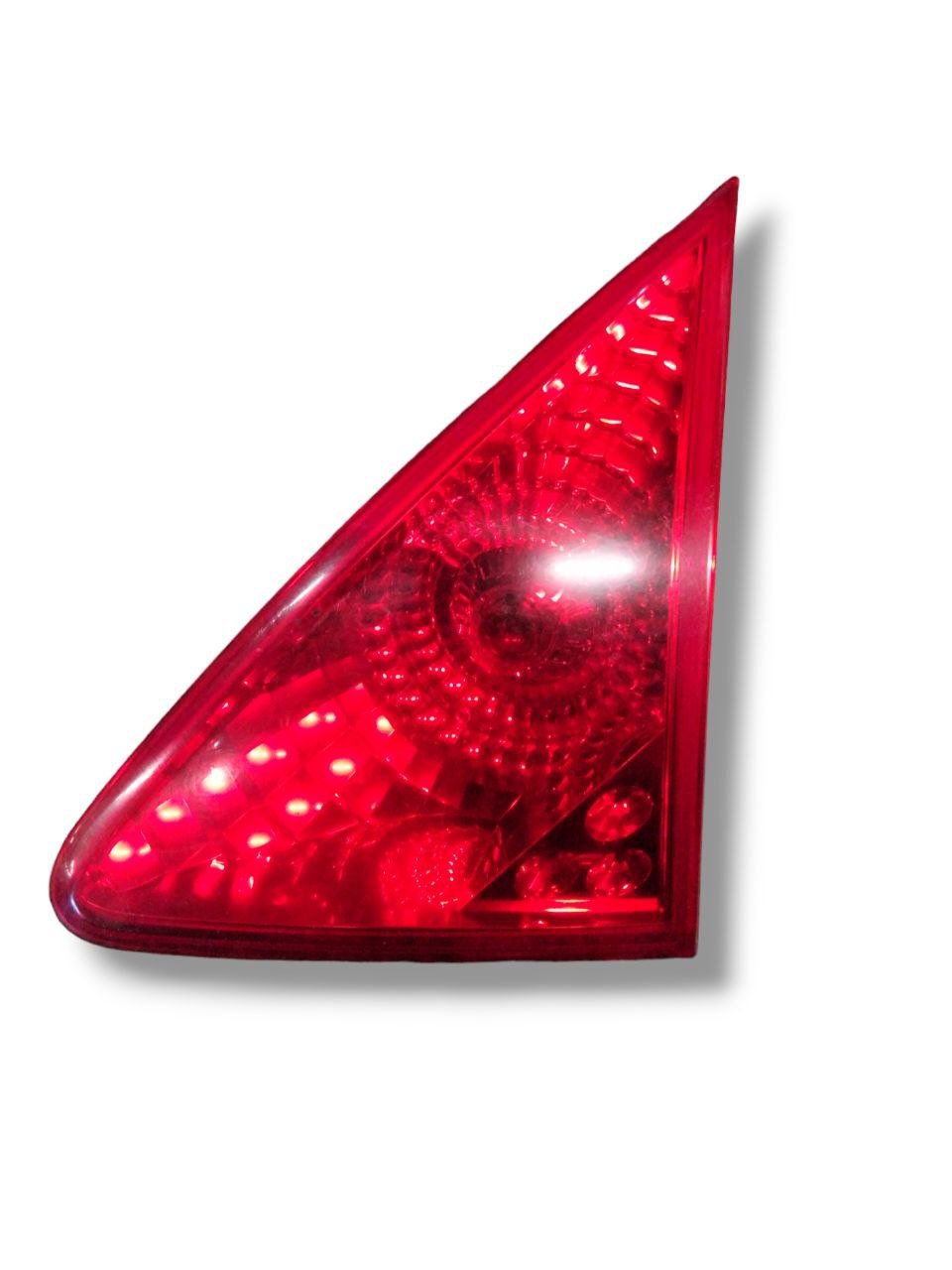 Stop / Fanale Posteriore Interno Destro Peugeot 3008 (2009 - 2016)cod.9683460980 - F&amp;P CRASH SRLS - Ricambi Usati