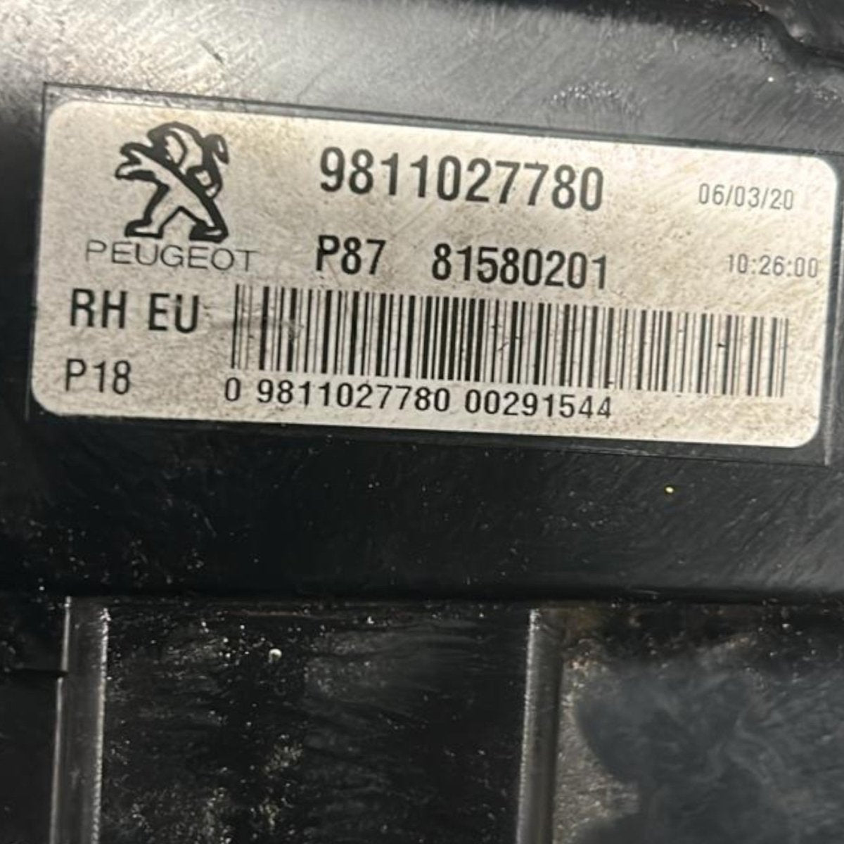 Stop / fanale posteriore interno destro peugeot 5008 cod:9811027780 (2017 > 2024) - F&P CRASH SRLS - Ricambi Usati