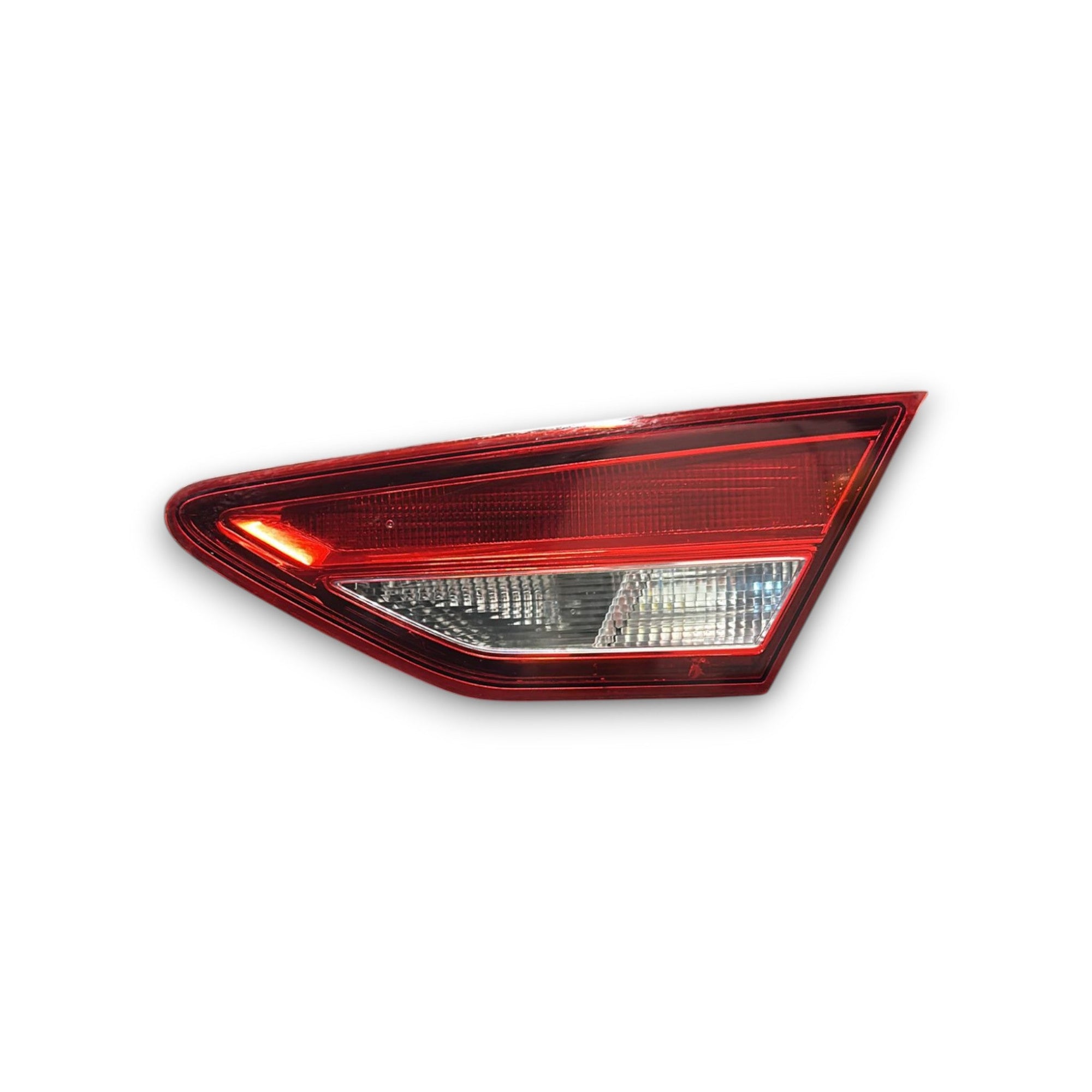 Stop / Fanale Posteriore Interno Destro Seat Leon III hatchback cod 5F0945094D (2013 > 2019) - F&P CRASH SRLS - Ricambi Usati