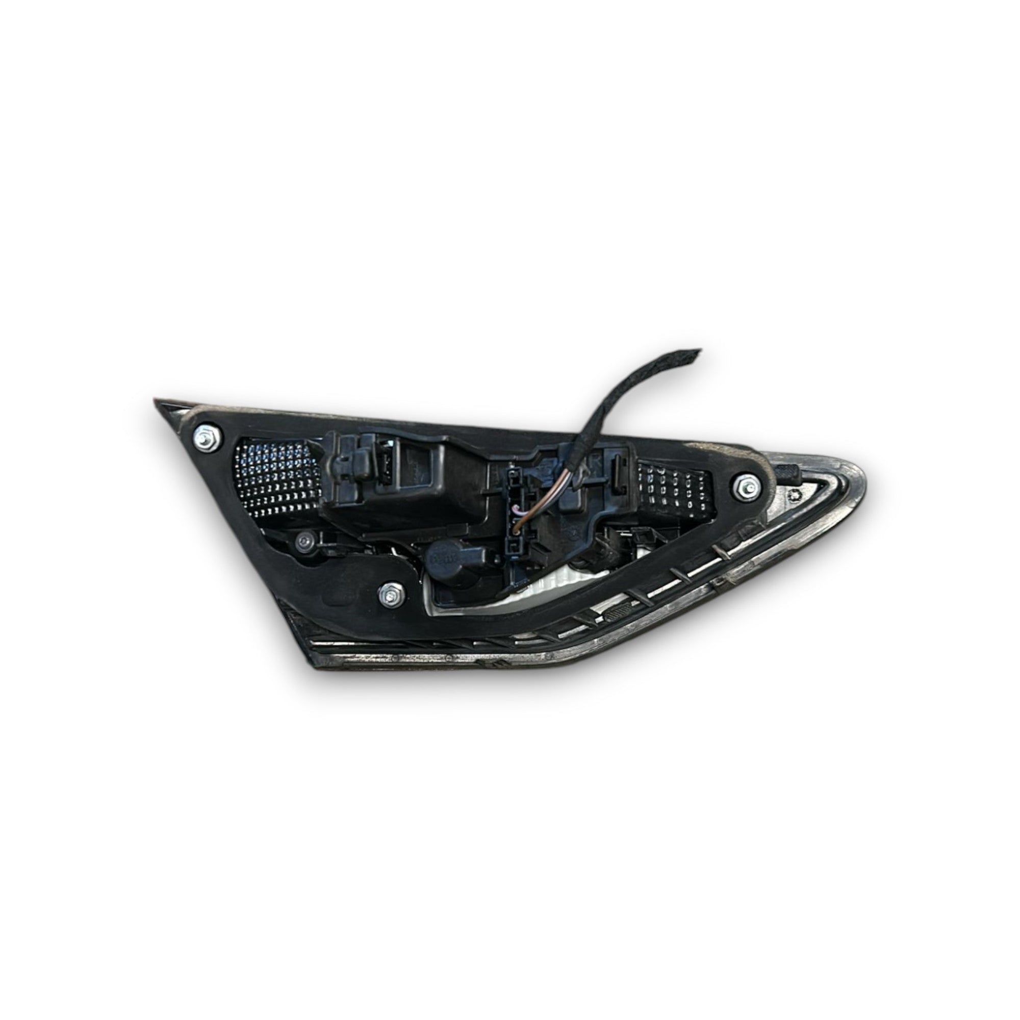 Stop / Fanale Posteriore Interno Destro Seat Leon III hatchback cod 5F0945094D (2013 > 2019) - F&P CRASH SRLS - Ricambi Usati