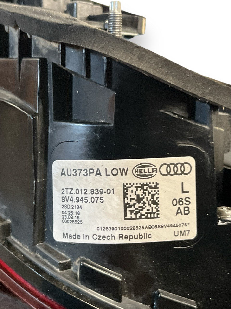 Stop / Fanale posteriore interno Sinistro alogeno Audi A3 8V (2012 - 2020)cod.8V4945075 - F&P CRASH SRLS - Ricambi Usati