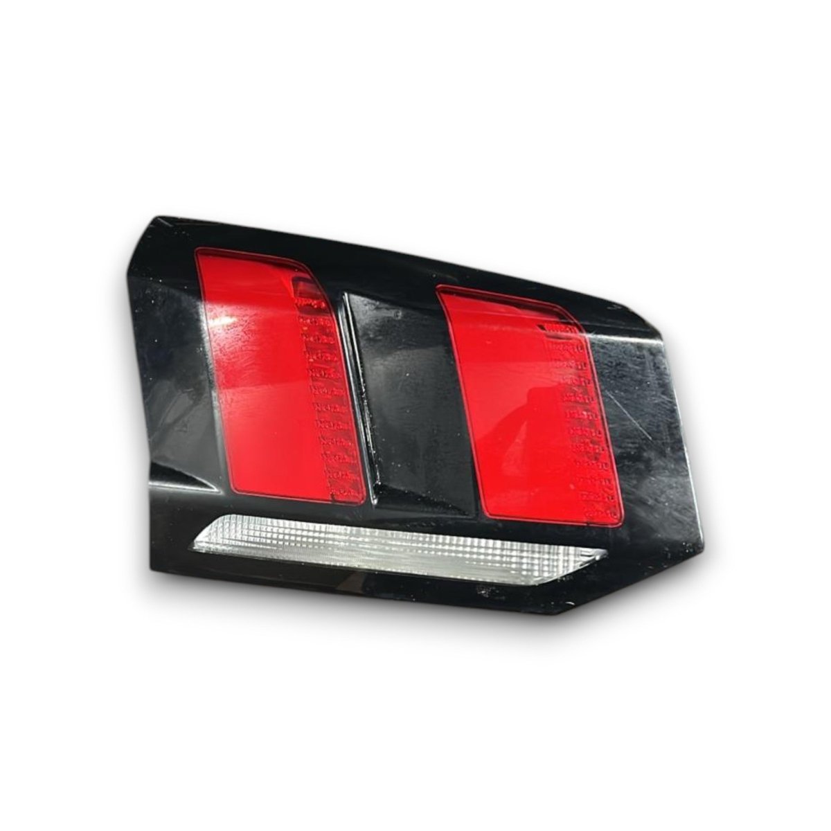 Stop / fanale posteriore interno sinistro peugeot 5008 cod:9811027880 (2017 > 2024) - F&P CRASH SRLS - Ricambi Usati