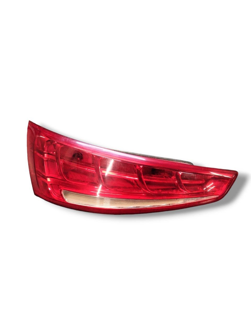 Stop / Fanale Posteriore sinistro Alogeno Audi Q3 8U (2011 - 2018) cod.8U0945093 - F&P CRASH SRLS - Ricambi Usati