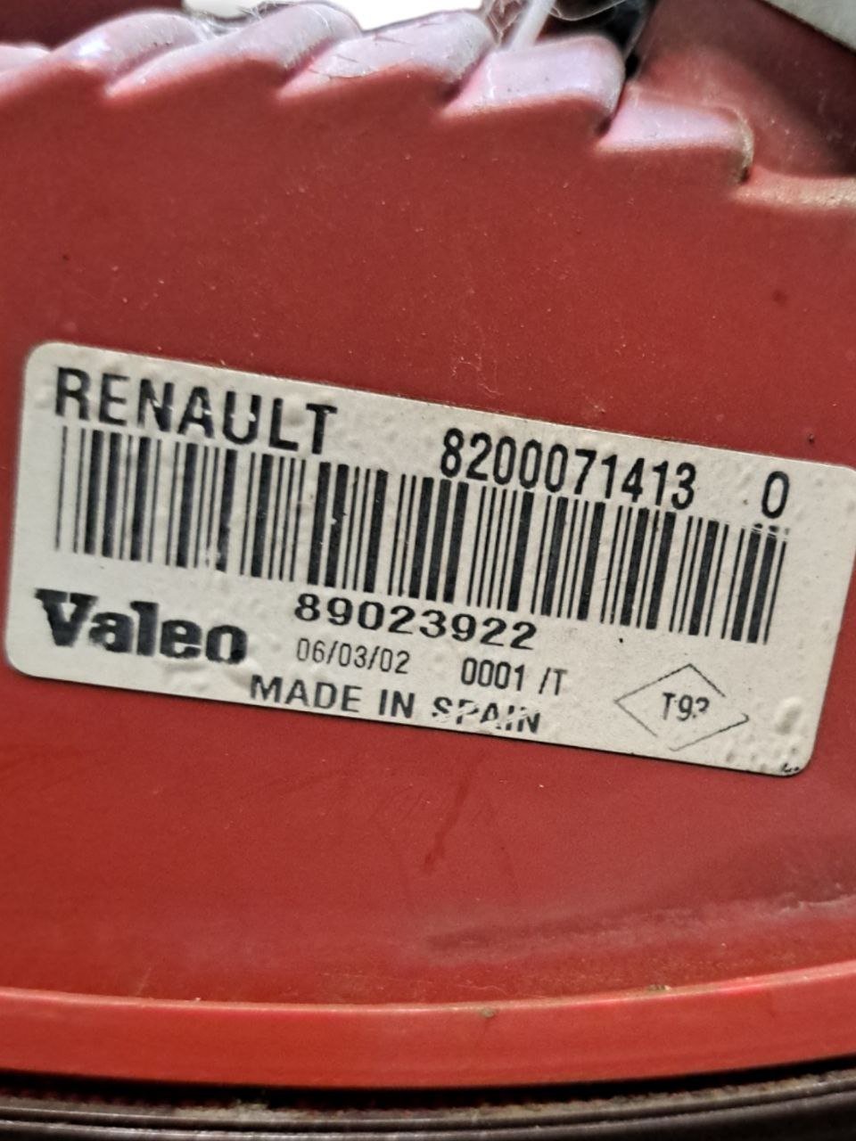 Stop / Fanale Posteriore sinistro sx Alogeno Renault Clio ( mk2 - 2001 ) COD:89023922 - F&P CRASH SRLS - Ricambi Usati