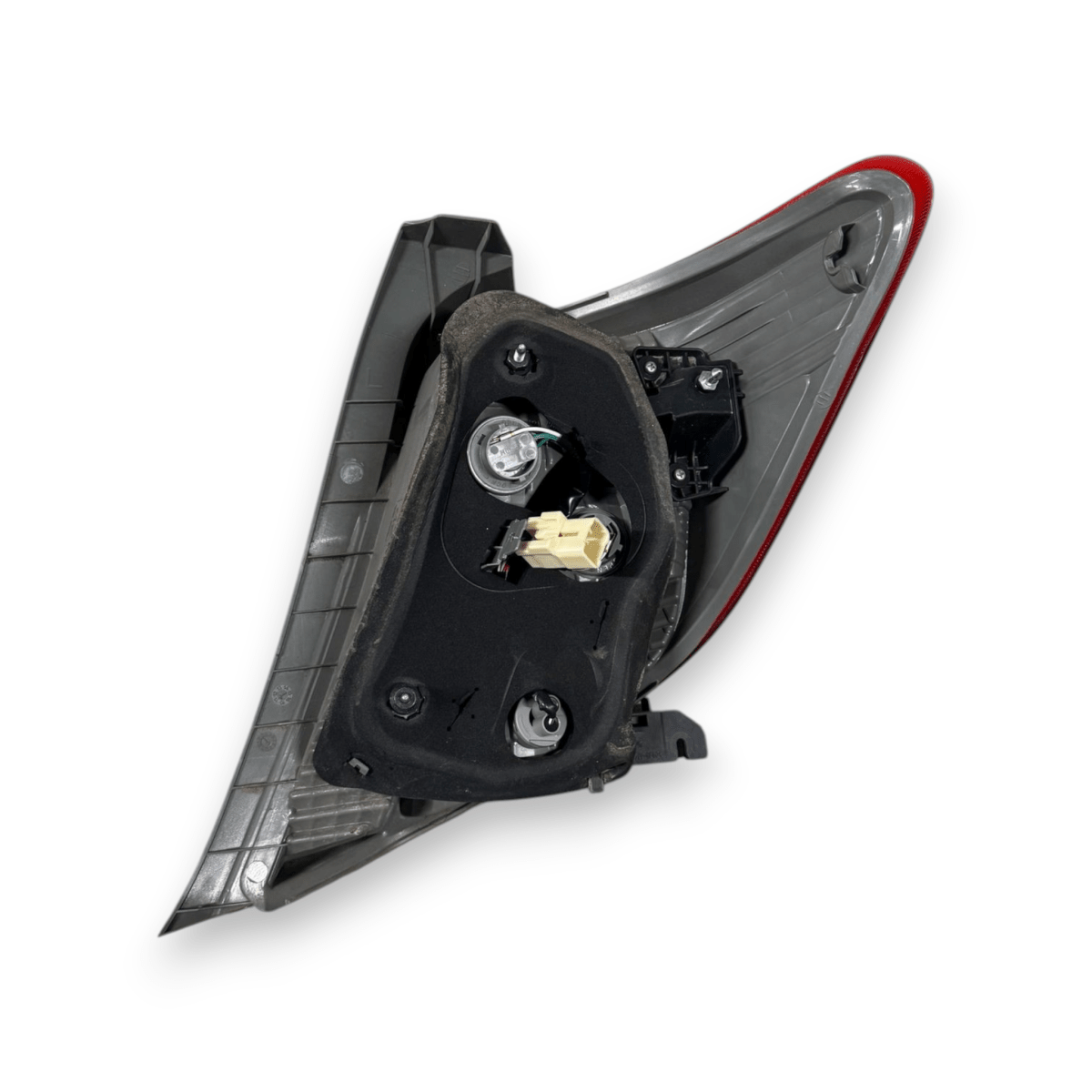 Stop / fanale posteriore sinistro (sx) Toyota Yaris C cod.E115601 (2011 - 2014) - F&P CRASH SRL - Ricambi Usati