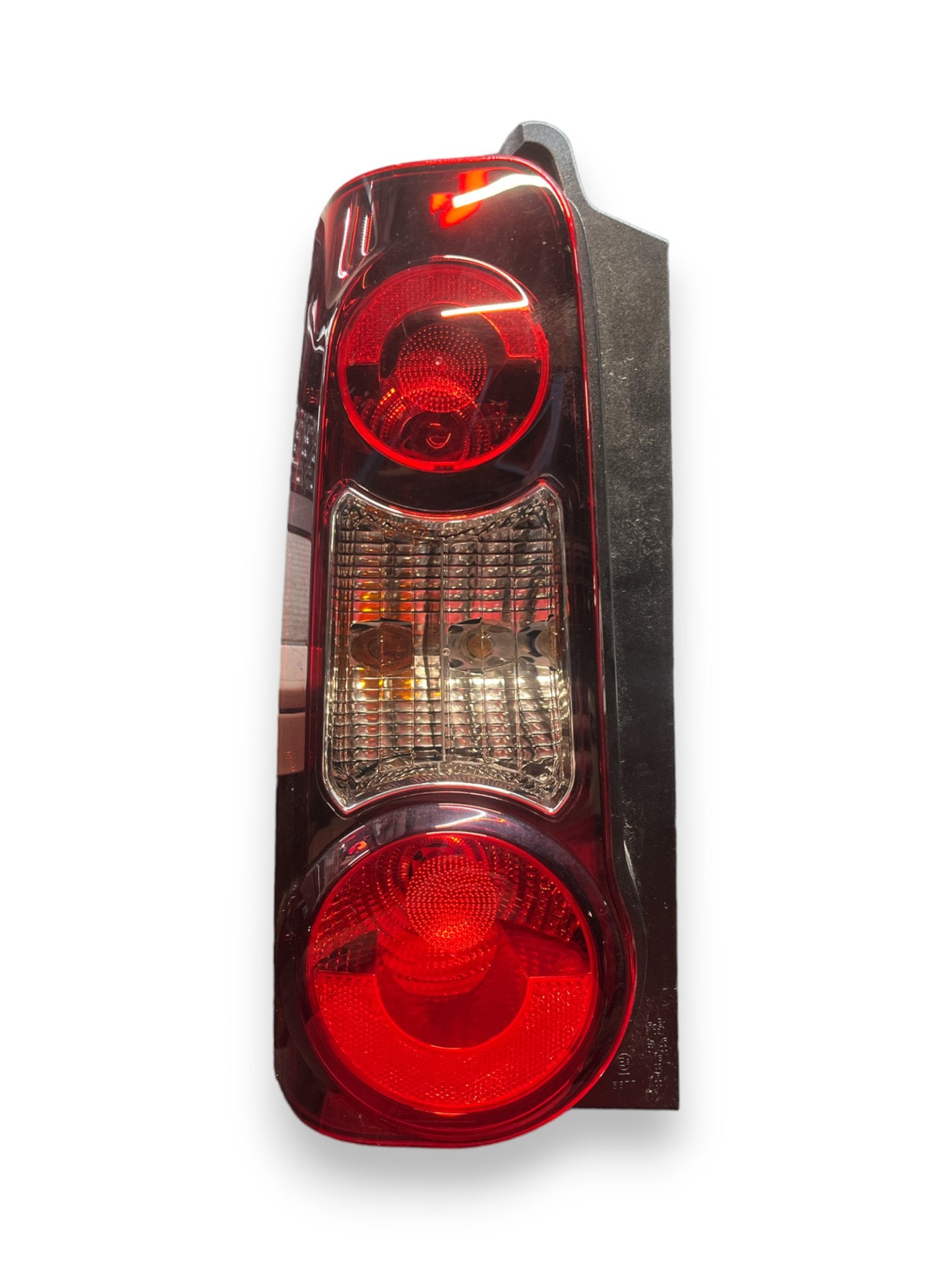 Stop Light Left Rear Light Peugeot Partner (2014) code: 9680608080 - F&P CRASH SRLS - Used Spare Parts
