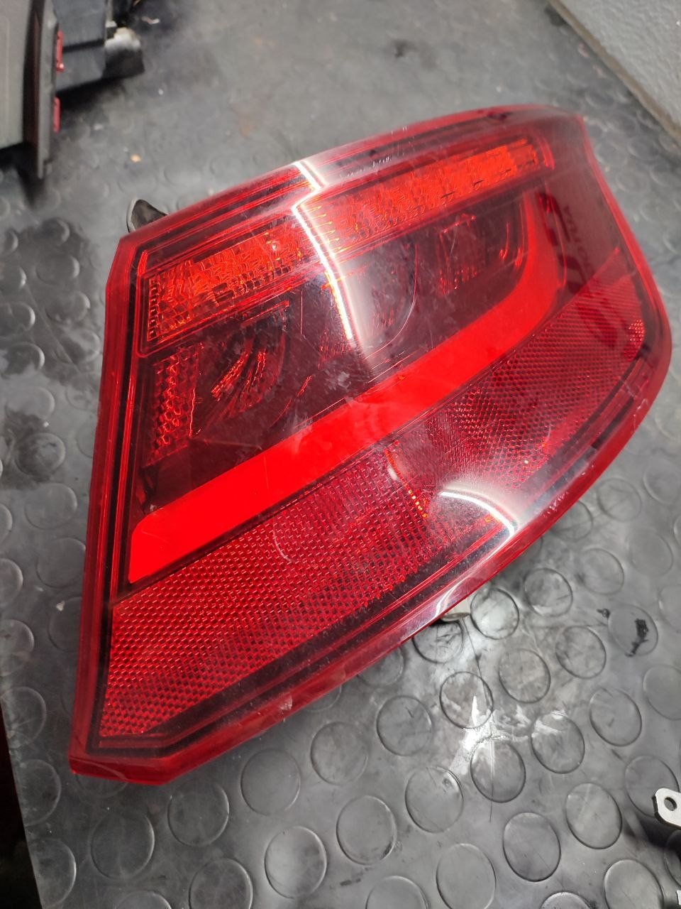 Right rear stop Audi A3 (8v1 - 2016) S3 2.0 tfsi code 8v4945096d - F&amp;P CRASH SRLS - Used Parts