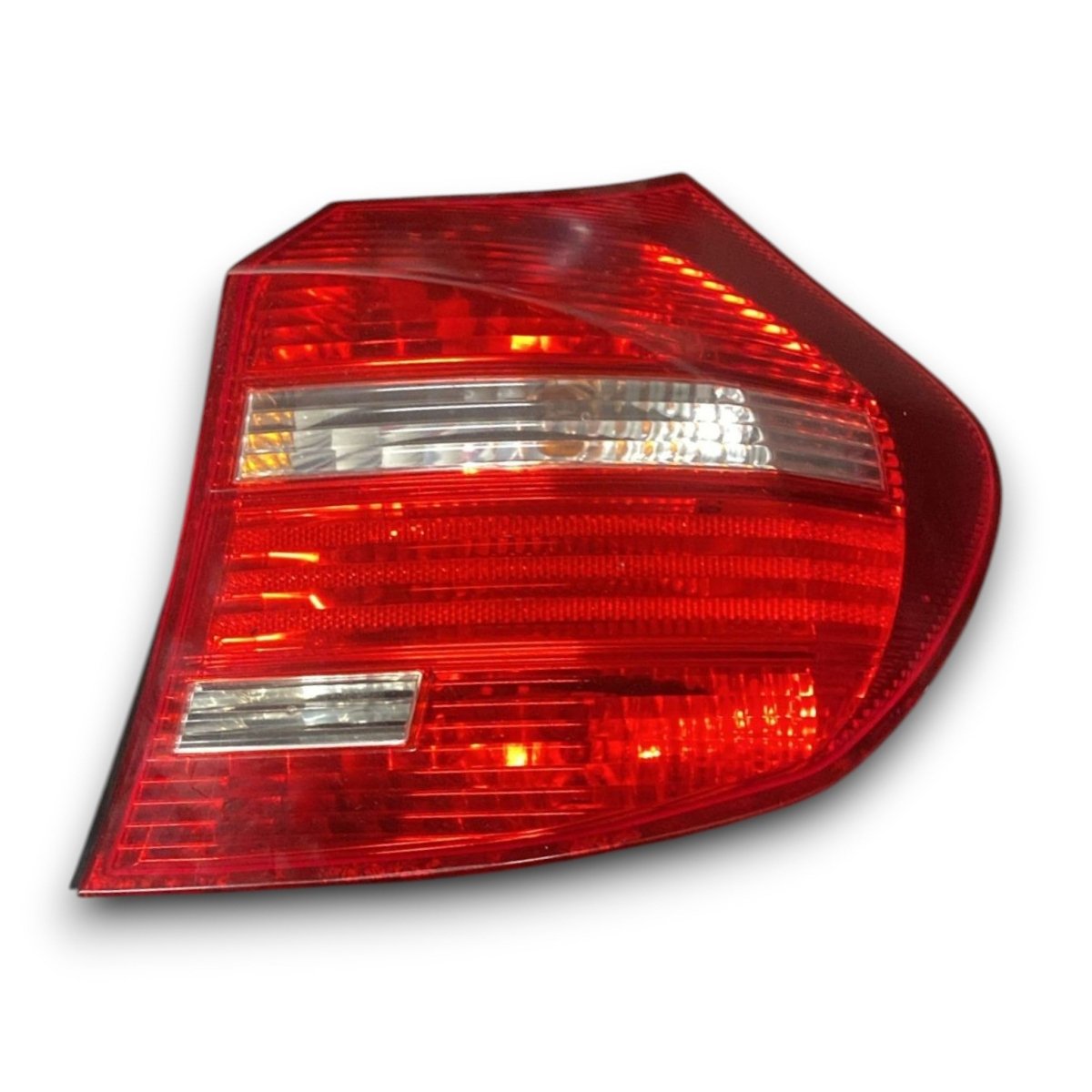 Stop posteriore destro bmw serie 1 e87 cod . e1021864 (2004 > 2013) - F&amp;P CRASH SRL - Ricambi Usati