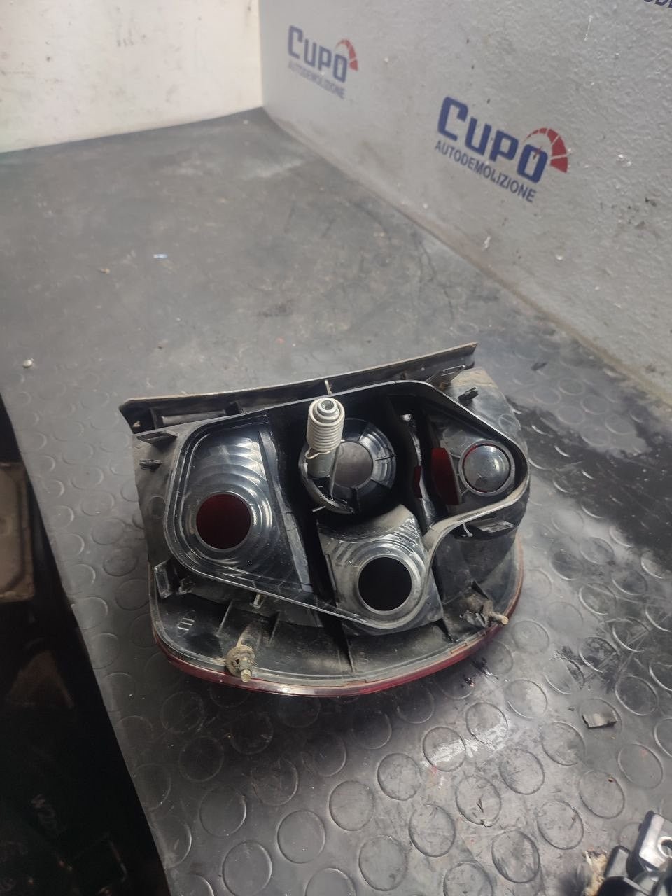 Stop posteriore destro Volkswagen Fox ( 2007 ) - F&P CRASH SRLS - Ricambi Usati