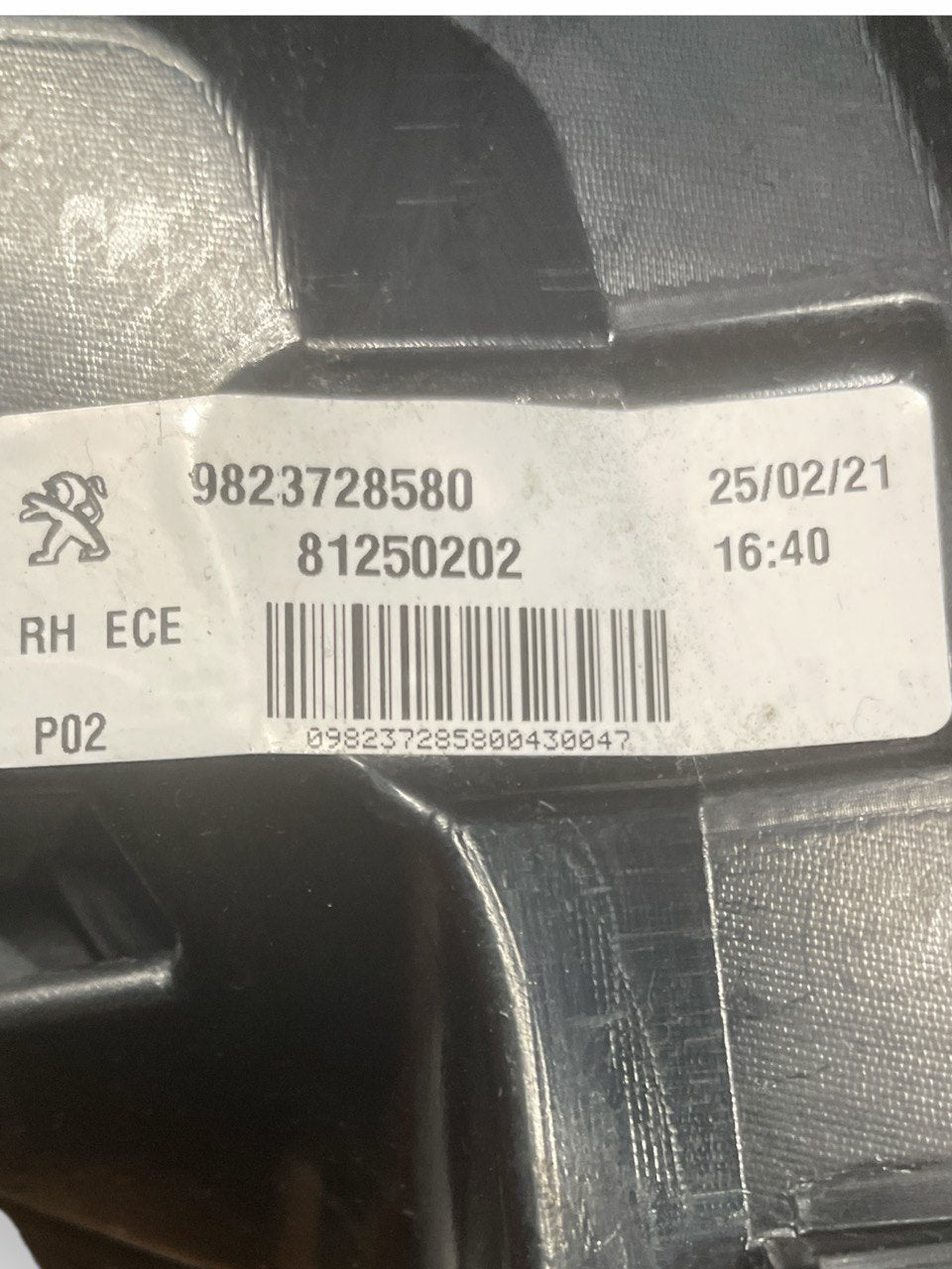Stop Posteriore esterno Destro Led Peugeot 308 (2013 - 2021) COD:9823728580 - F&P CRASH SRLS - Ricambi Usati
