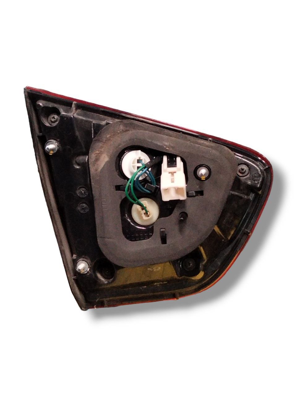 Stop/Right Inner Rear Light Halogen Kia Rio III - UB (2011 - 2017) code.924041W2 - F&P CRASH SRLS - Used Parts