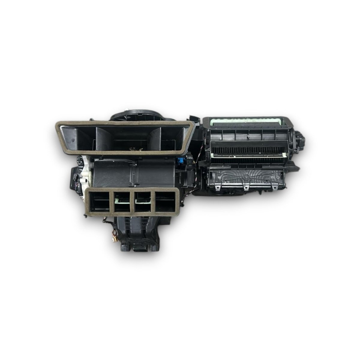 Stufa Audi A3 (8V) 5w8816005f 2.0 diesel (2012 > 2020) t1010857s - F&P CRASH SRL - Ricambi Usati