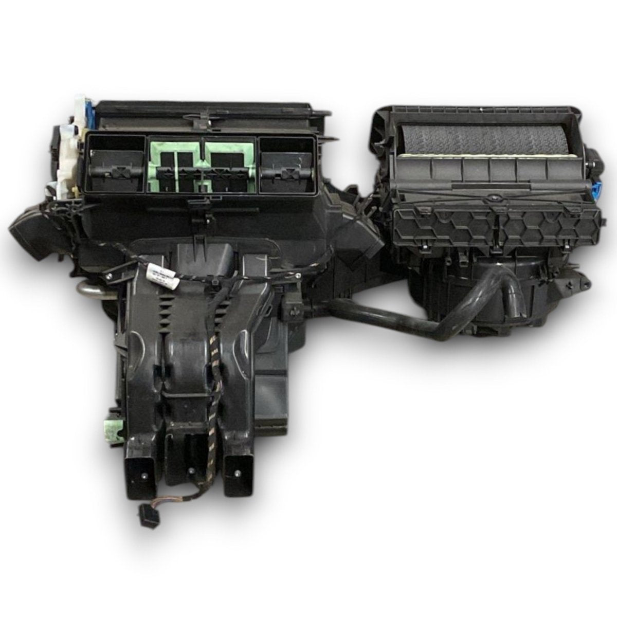 Stufa / gruppo di riscaldamento Audi a3 8v cod . t1010857s 2.0 diesel (2012 > 2020) - F&P CRASH SRL - Ricambi Usati