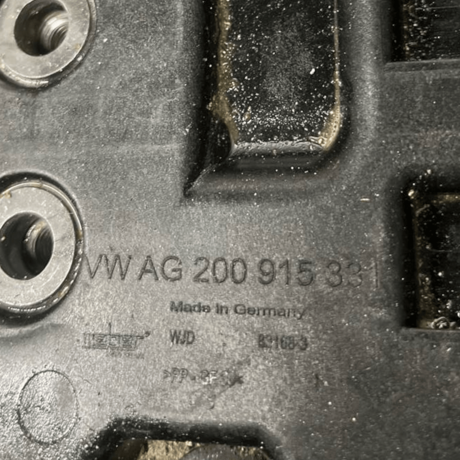 Support / Battery Housing Volkswagen Polo VI AW1 (2017 - ) code: 200915331 - F&P CRASH SRLS - Used Spare Parts
