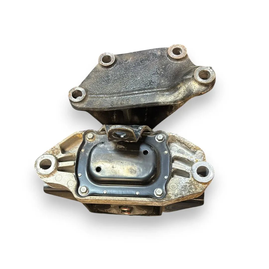 Dettaglio Supporto motore anteriore Hyundai Tucson 2015–2018 cod. 21830 D3200 - foto 2