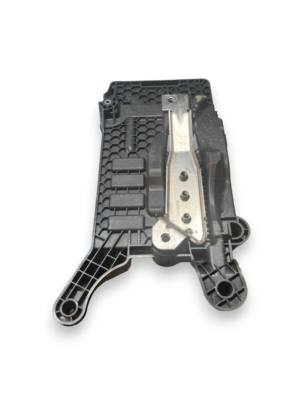 Supporto Batteria Seat Ibiza ( KJ1 - 1.0b - 2020 ) cod : 200915331 - F&P CRASH SRLS - Ricambi Usati