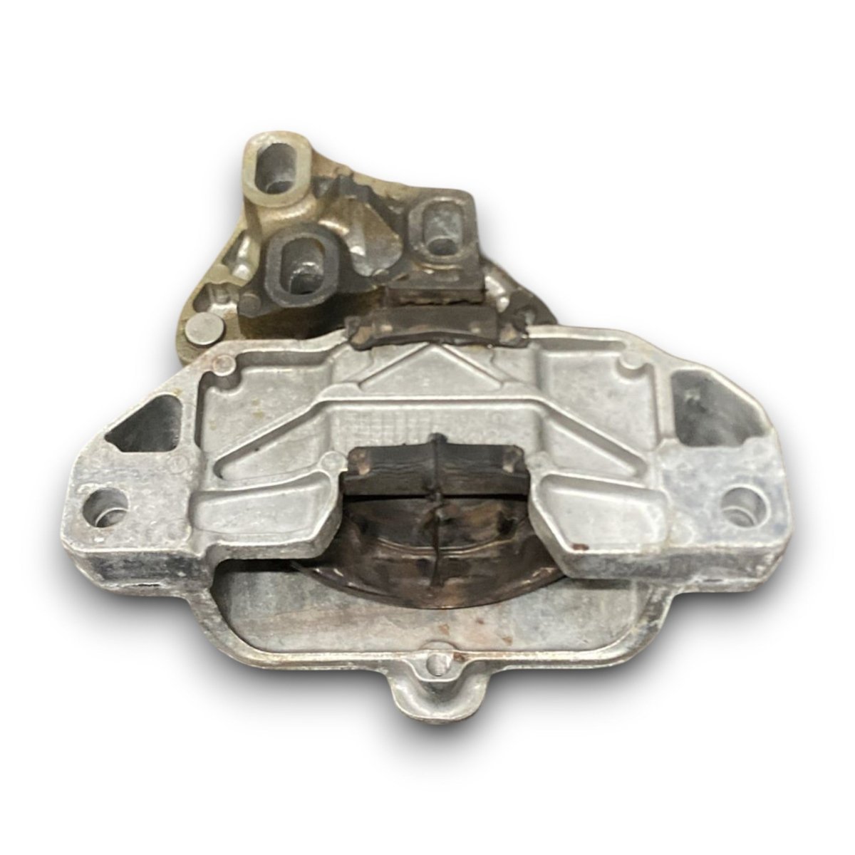 Supporto cambio mercedes benz cla x118 cod . a2472403200 (2019 >) - F&P CRASH SRL - Ricambi Usati