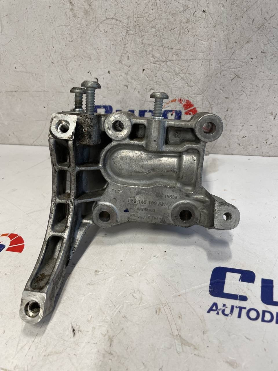 Supporto compressore aria condizionata Porsche Panamera 970 (3.0) 059145169an - F&amp;P CRASH SRLS - Ricambi Usati
