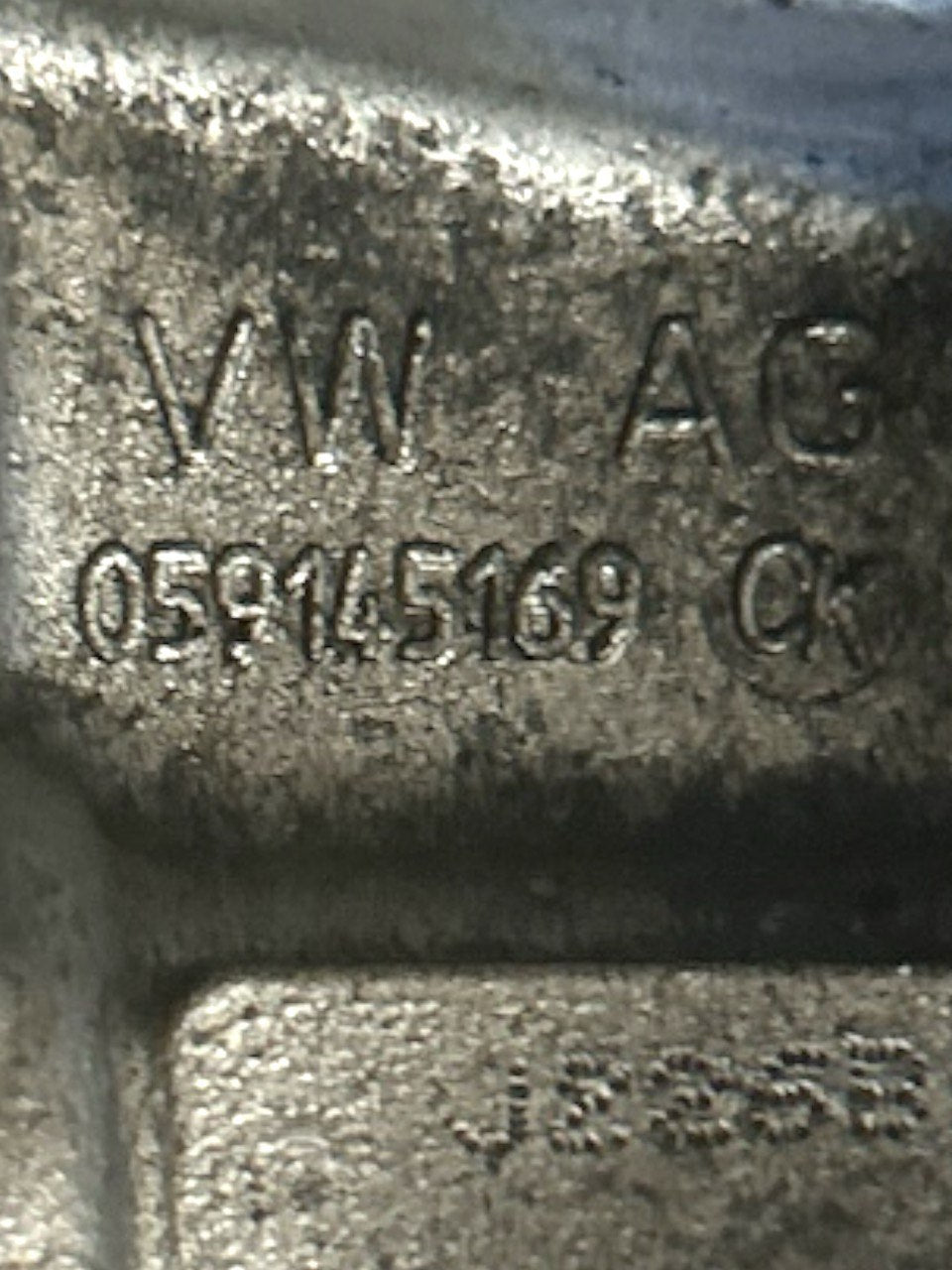 Supporto Compressore Clima Audi A7 3.0 Diesel (2017 > ) cod.059145169CK - F&P CRASH SRLS - Ricambi Usati