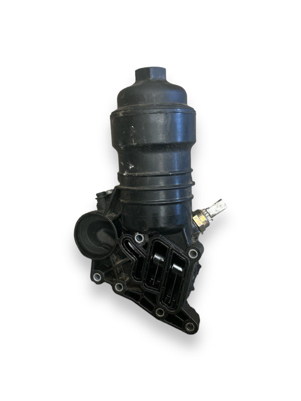 Supporto Filtro Olio Audi A7 3.0 Diesel (2017 > ) cod.059115389AK - F&P CRASH SRLS - Ricambi Usati