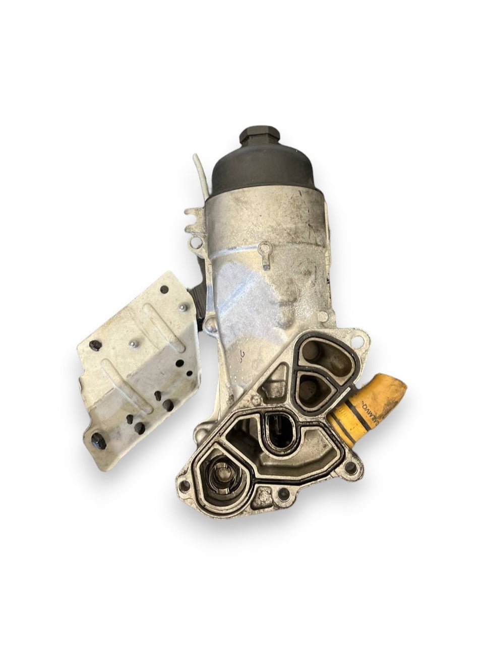Supporto Filtro Olio Ford Focus / Ford Fiesta / Ford Transit / Volvo V40 1.6 Diesel (2004 al 2008) cod: 9687911280 - F&P CRASH SRLS - Ricambi Usati