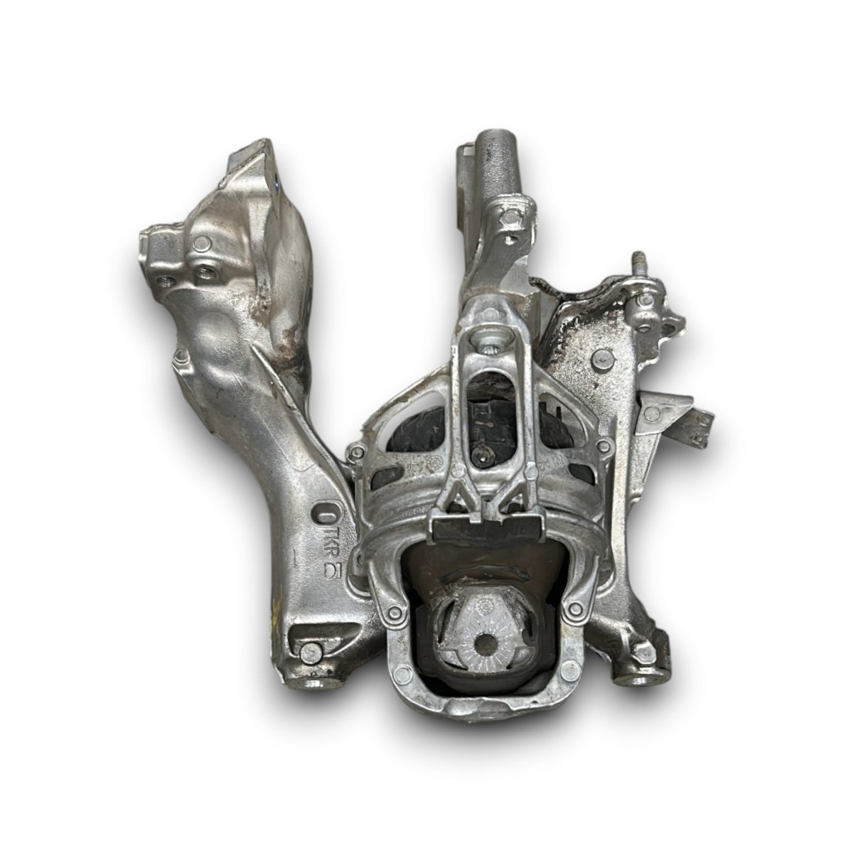 Supporto motore anteriore destro Audi Q5 (FY) cod.80a399296r 2.0 diesel (2017 > ) - F&P CRASH SRLS - Ricambi Usati