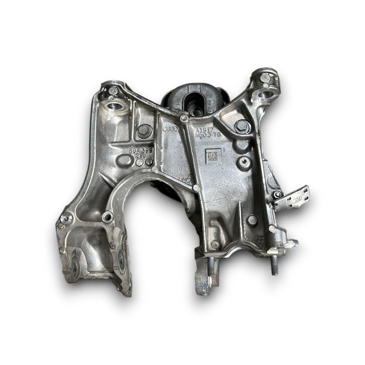 Supporto motore anteriore destro Audi Q5 (FY) cod.80a399296r 2.0 diesel (2017 > ) - F&P CRASH SRLS - Ricambi Usati