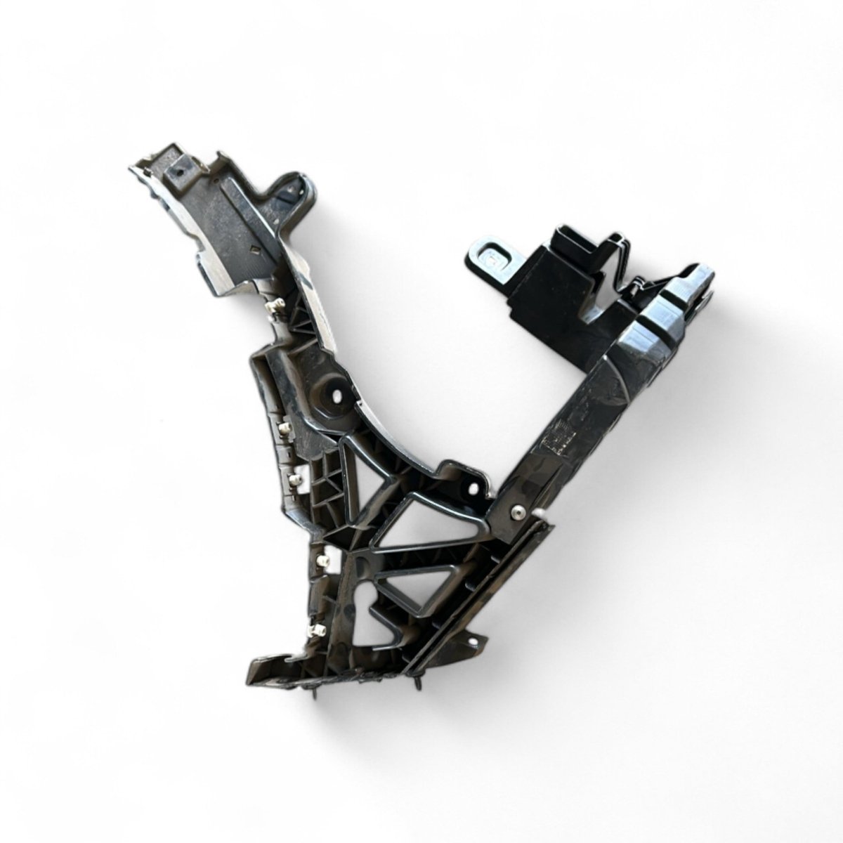 Supporto paraurti destro Jaguar I - Pace cod.j9d3 - 17b932 - a (2018 > ) cod.j9d3 - 17b930 - a - F&P CRASH SRLS - Ricambi Usati
