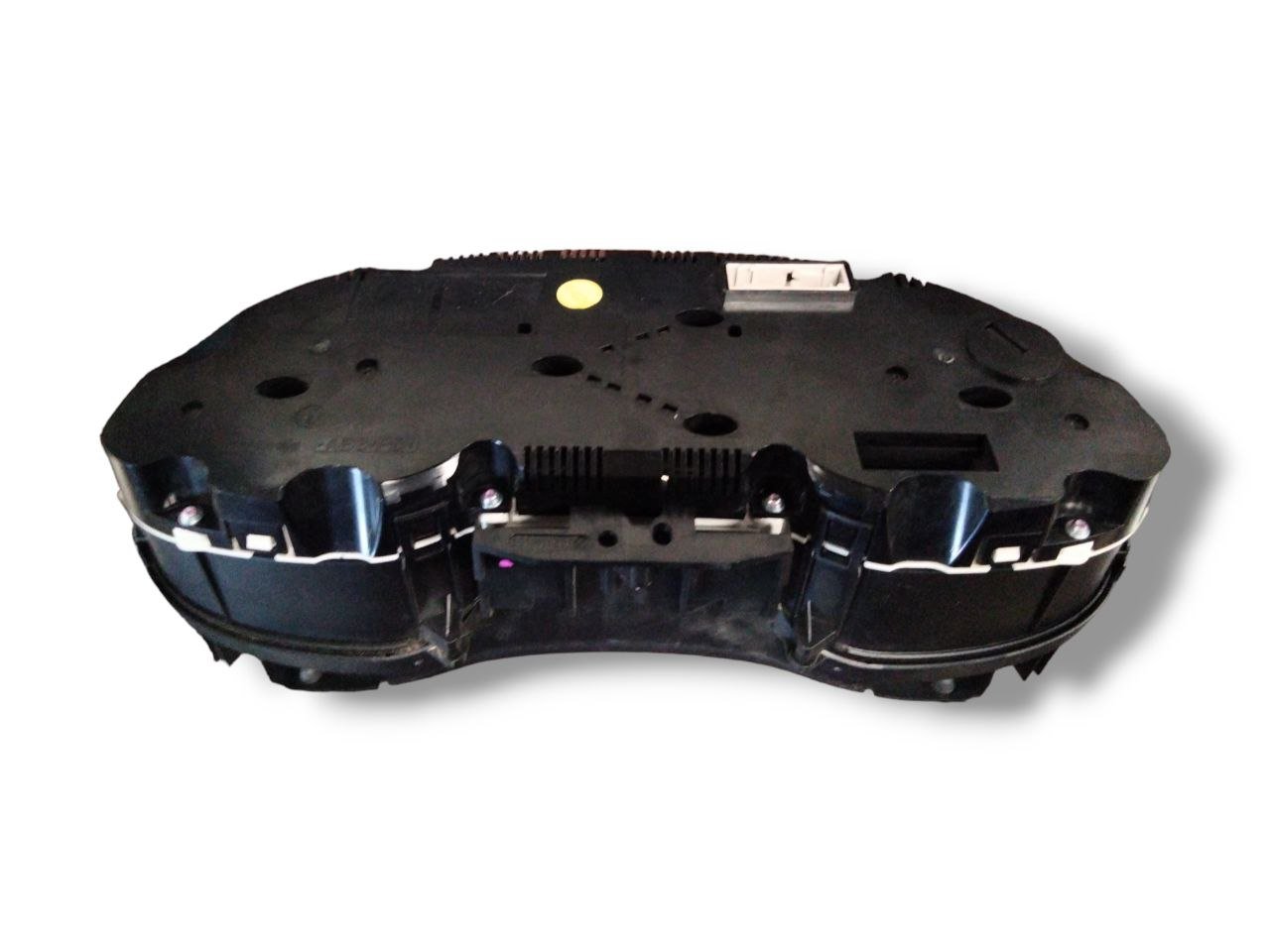 Audi A4 B8 8K 2.0 diesel speedometer (2008 - 2016) cod.5550016205 / Odometer / Instrument Cluster - F&P CRASH SRLS - Used Parts