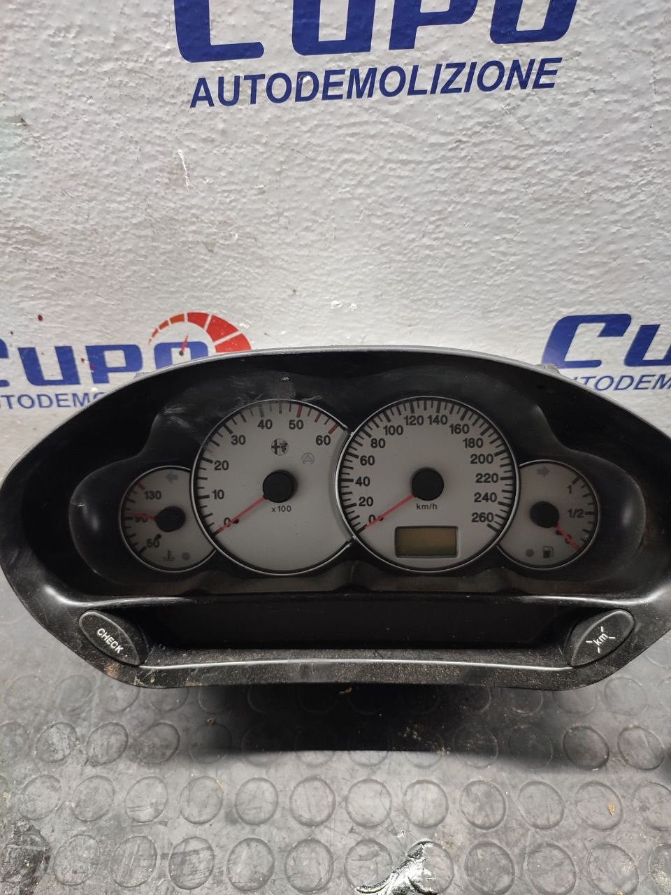 Tachimetro Contachilometri Alfa Romeo 166 2.4 Jtd cod 156033098 - F&P CRASH SRLS - Ricambi Usati
