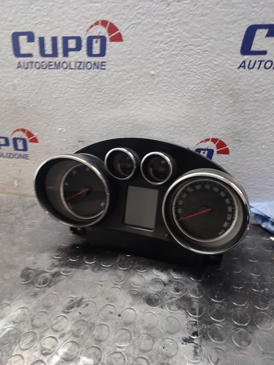 Tachimetro Contachilometri Opel Insignia 2.0 cdti cod 22956324 - F&amp;P CRASH SRLS - Ricambi Usati