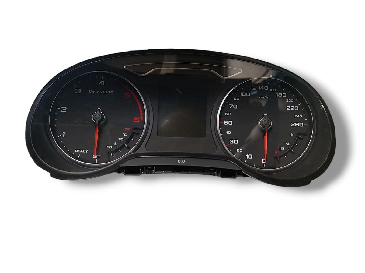 Tachimetro / Contachilometri / Quadro Strumenti Audi A3 8V 2.0D ( 2016 ) Cod : 8V0920871S - F&amp;P CRASH SRLS - Ricambi Usati