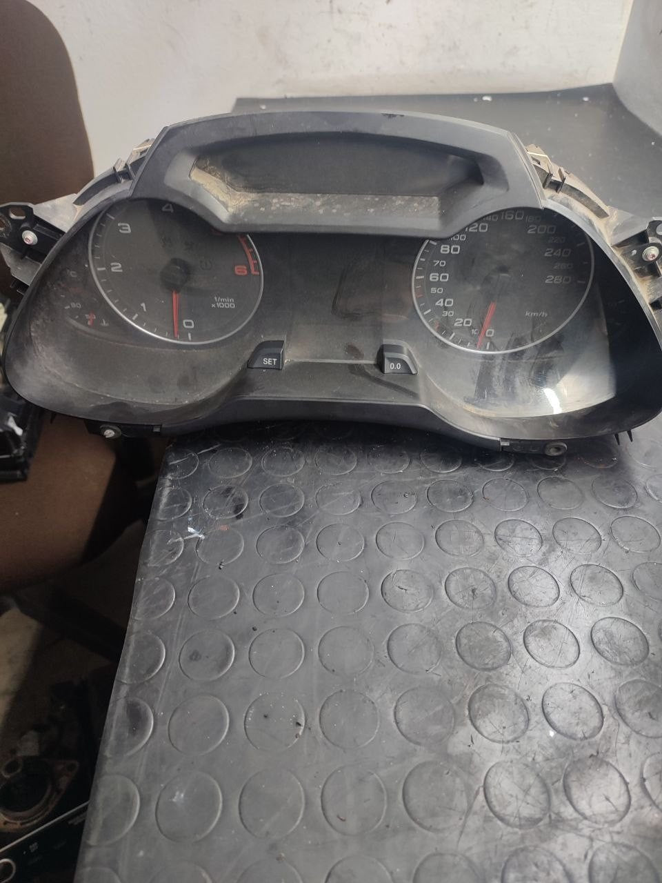 Speedometer odometer instrument panel Audi A6 avant (4f - 2009 - bmk) 3.0 tdi code 8k0920930c - F&P CRASH SRLS - Used Parts