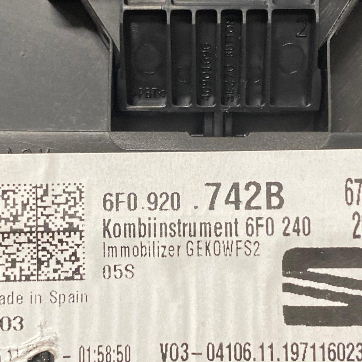 Speedometer / odometer Seat Arona 1.0 Petrol / Methane (2017 - ) Code: 6F0920742B - F&P CRASH SRLS - Used Parts